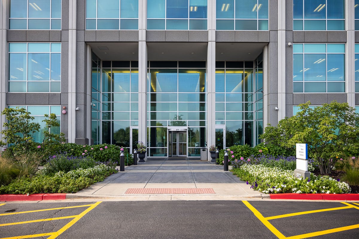 commercial landscape maintenance office complex 8-1