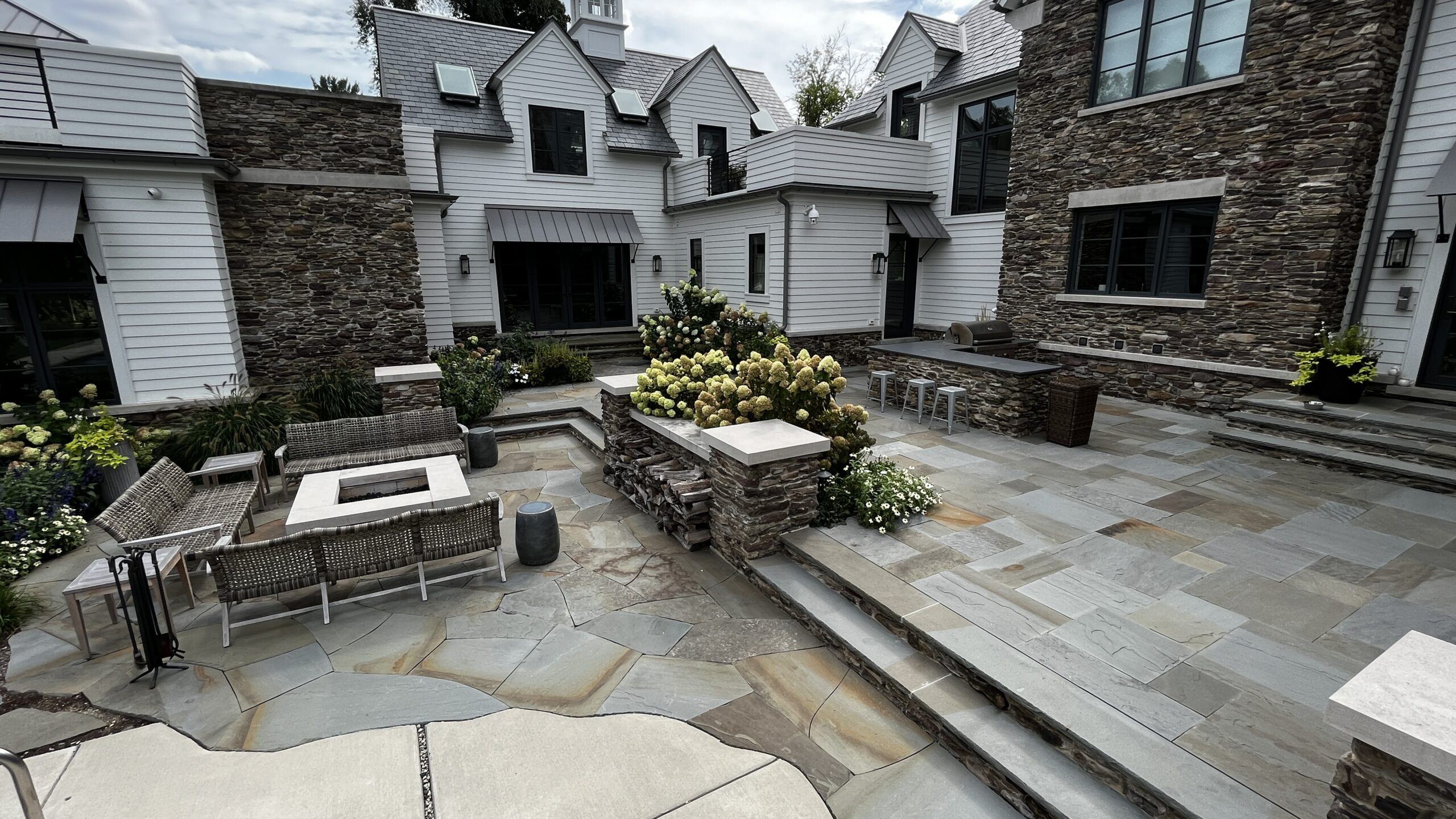 backyard outdoor kitchen patio