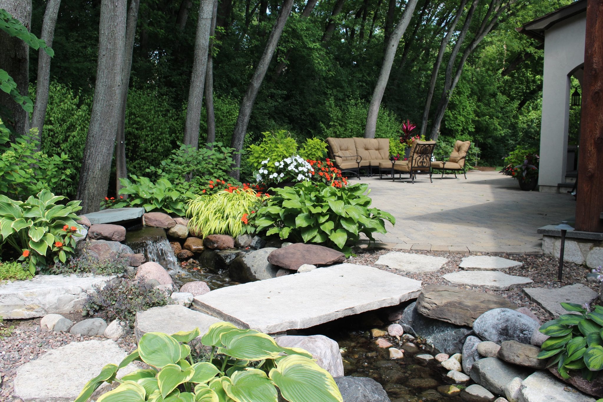 stone-bridge-water-feature